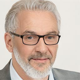 Эдуард Васильевич